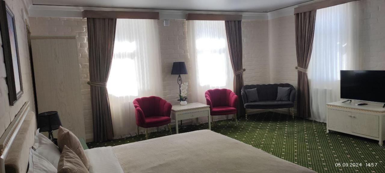 Bek Plus Hotel Takchilik Zewnętrze zdjęcie