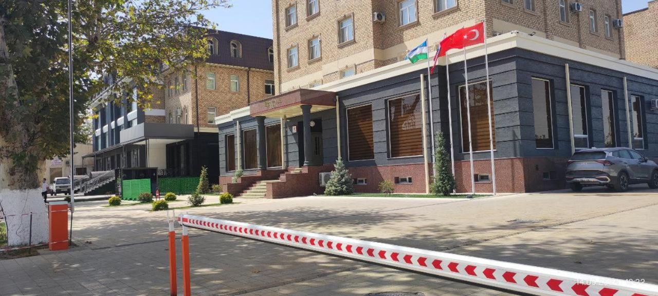 Bek Plus Hotel Takchilik Zewnętrze zdjęcie