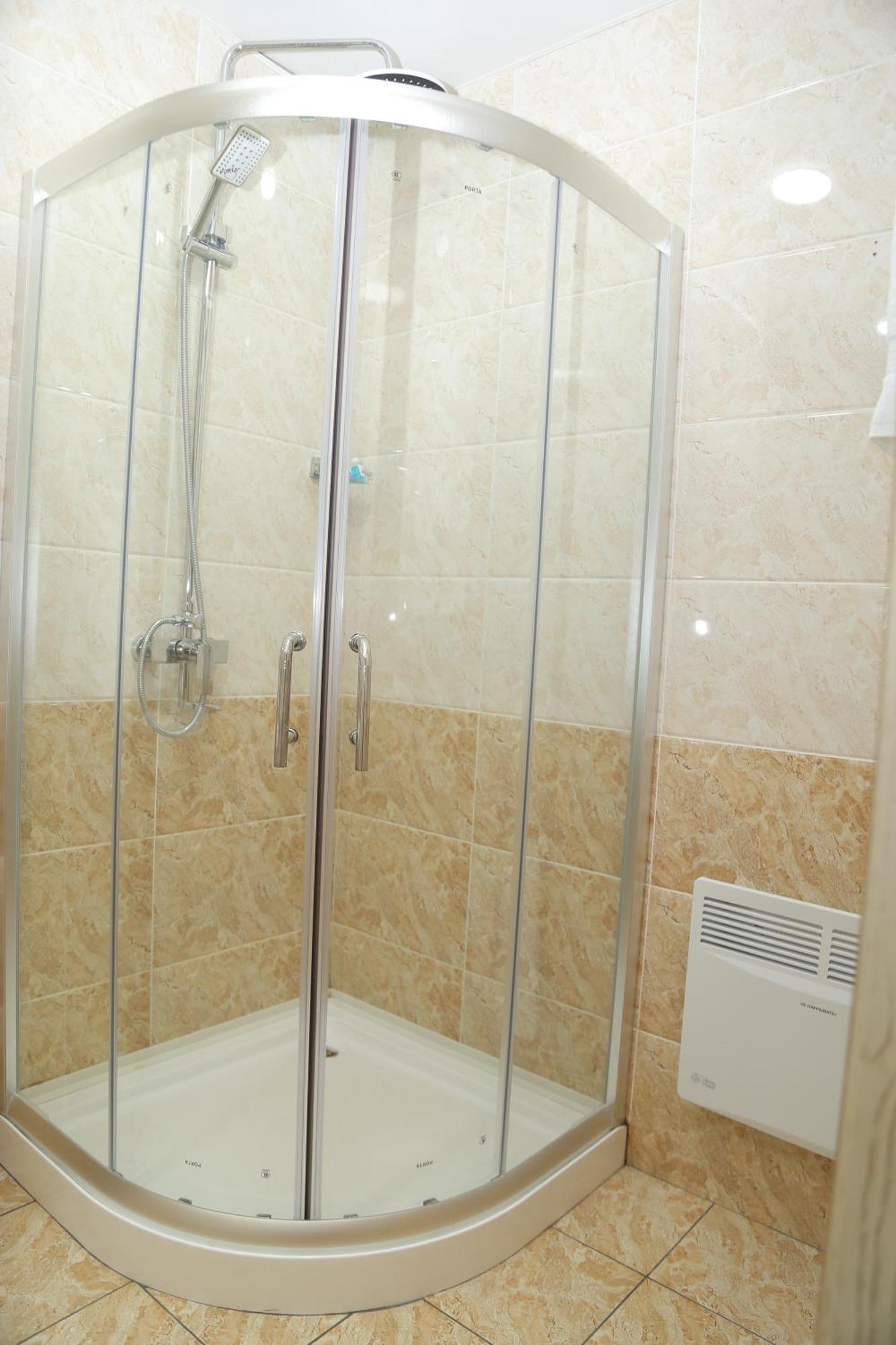 Bek Plus Hotel Takchilik Zewnętrze zdjęcie