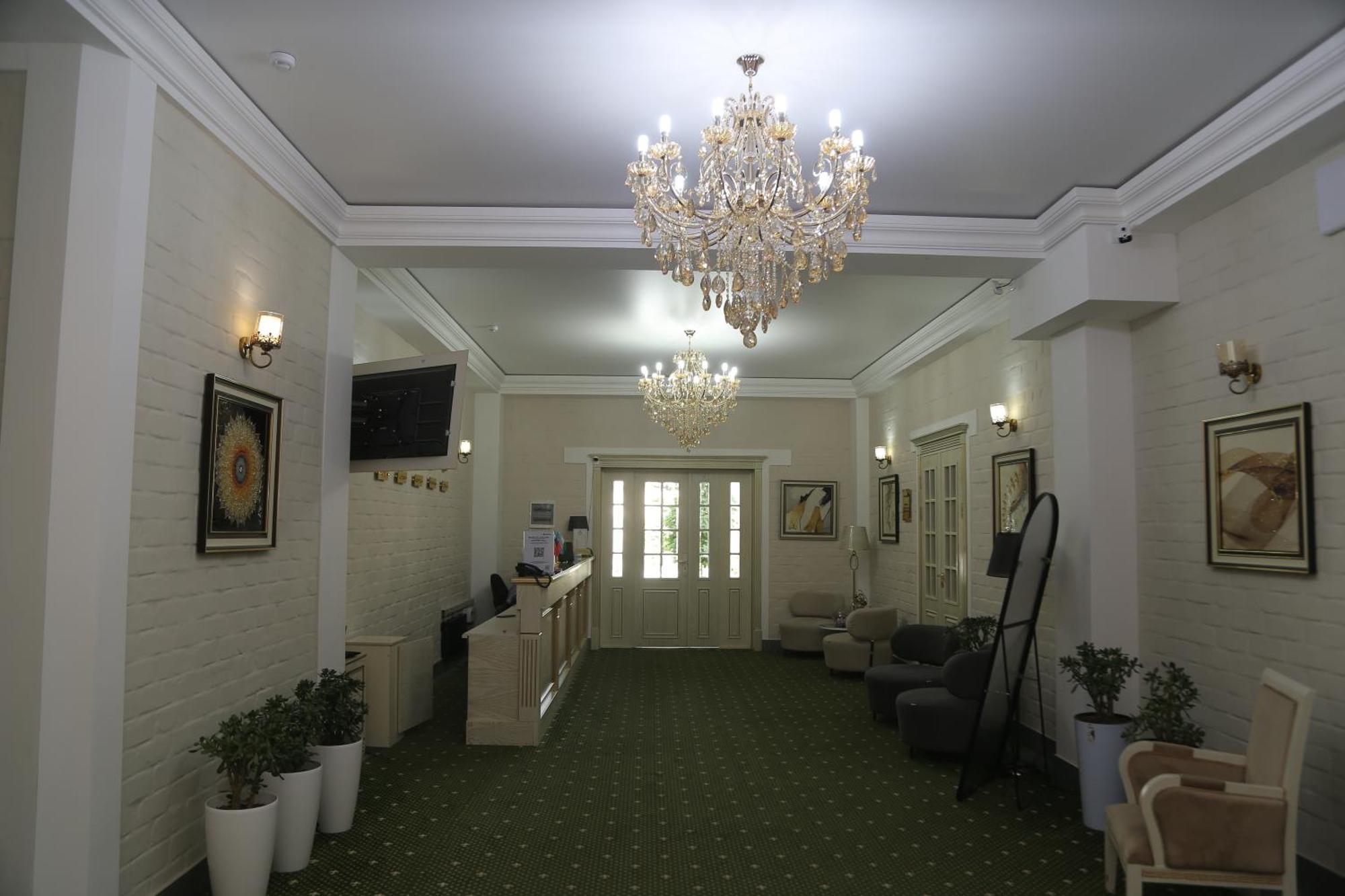 Bek Plus Hotel Takchilik Zewnętrze zdjęcie